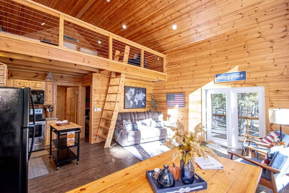 Newnata Cabin | Gorgeous Lakefront Cabin - Full Amenities