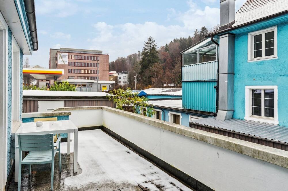 Dietikon District Apartment | Bunkers' Nook: Your Shared Haven Awaits