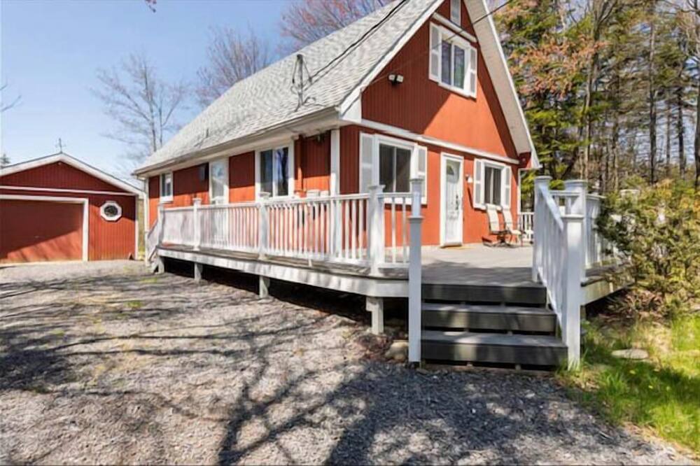 Pocono Summit Ski Chalet | The Cozy Chalet Summa