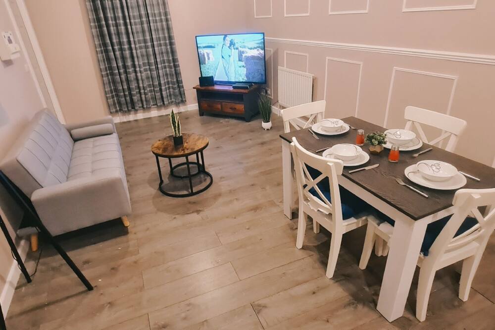 Barnsley Apartment | Charming 1-Bed Apartment in Barnsley