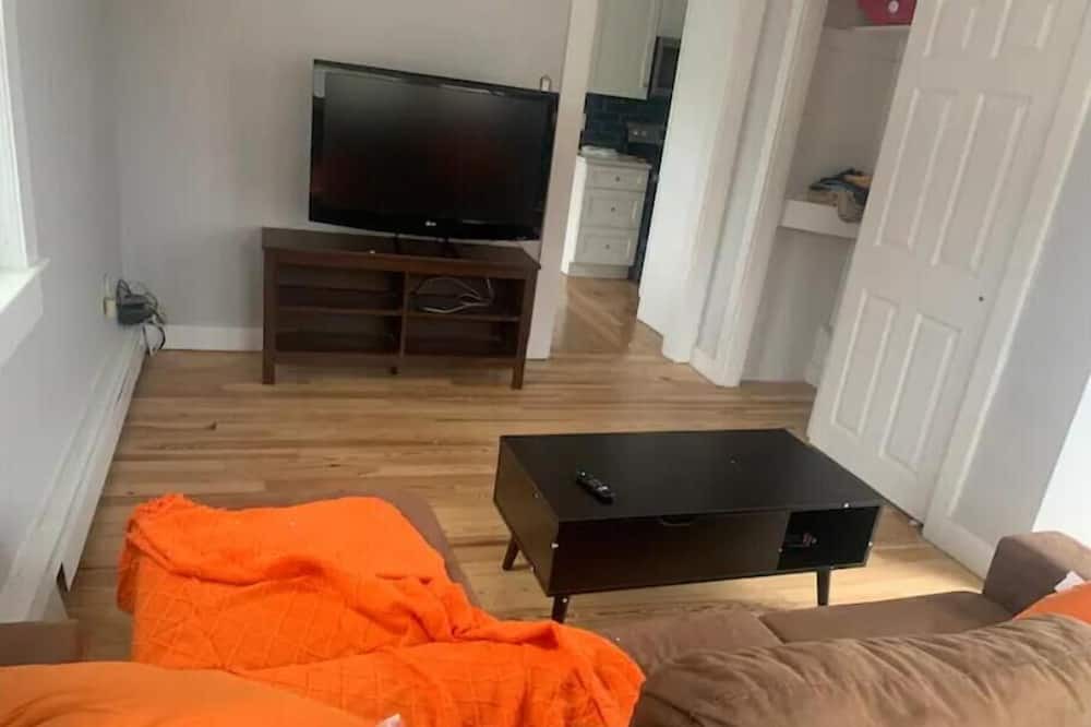 Randolph Apartment | Southshore Sanctuary