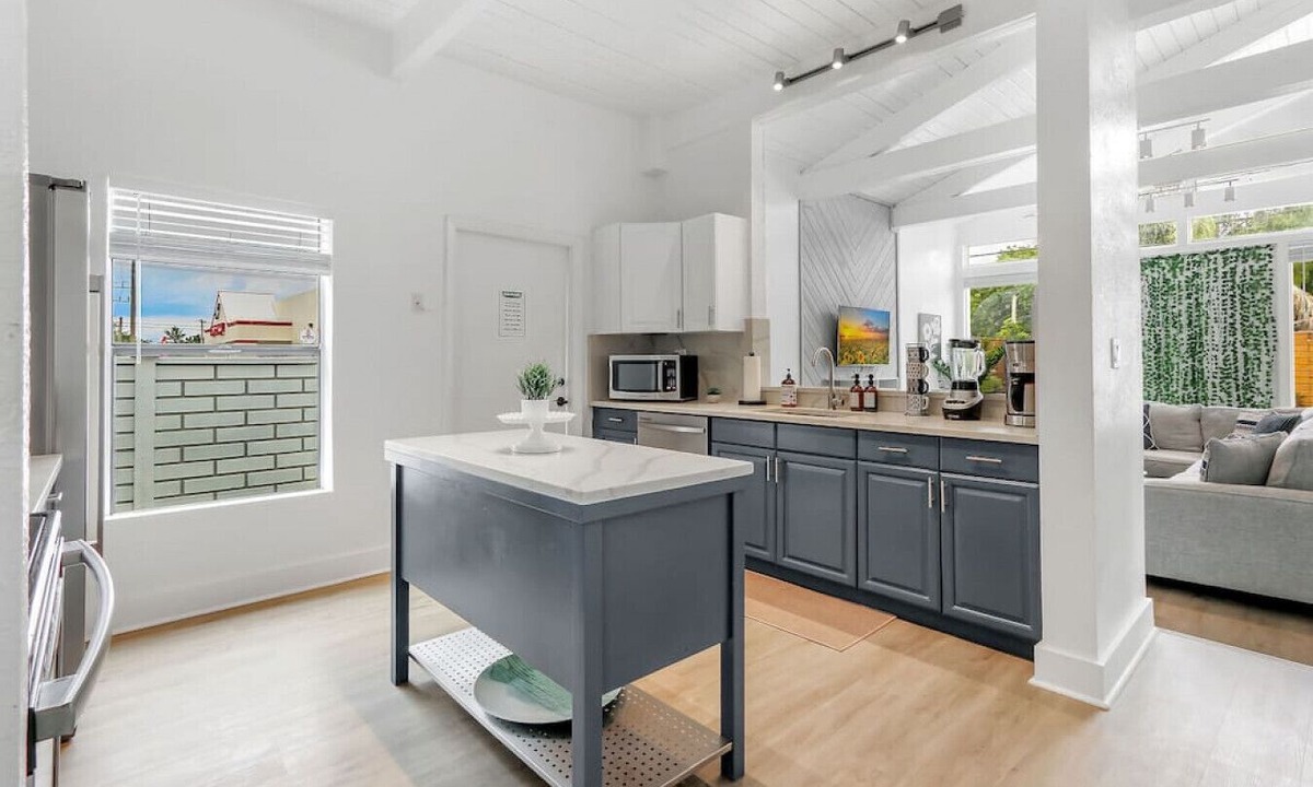 Coral Brook House | Spacious 4BR Ft Lauderdale Retreat with Pool and Parking