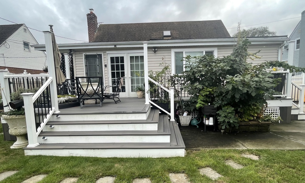 Alden Manor Bed & Breakfast | Hidden Gem in Elmont Close to JFK, UBS Arena