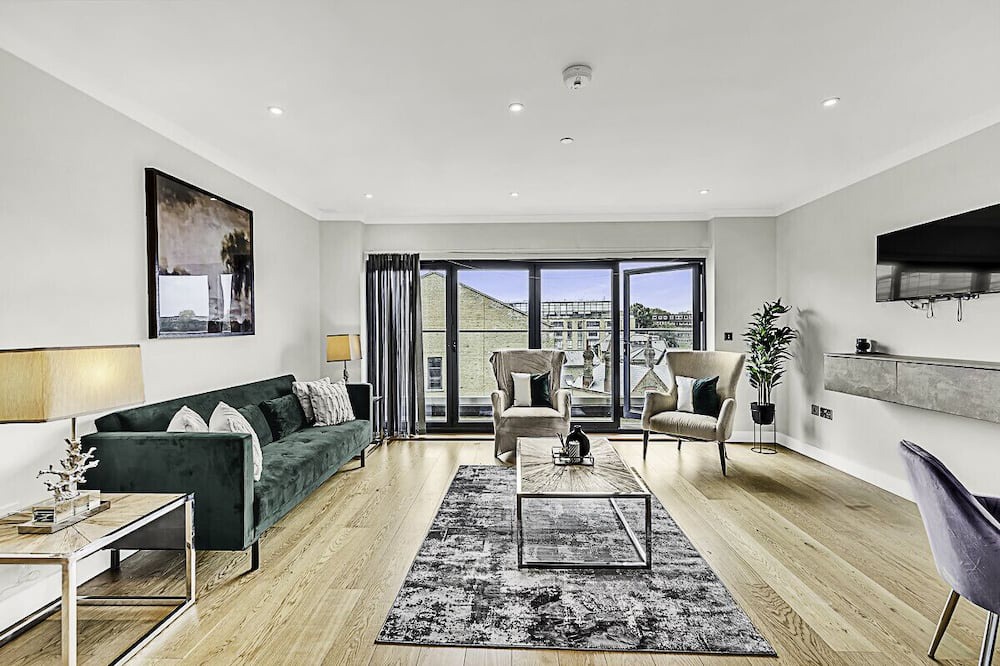 Syon Apartment | Beautiful Abode In Brentford