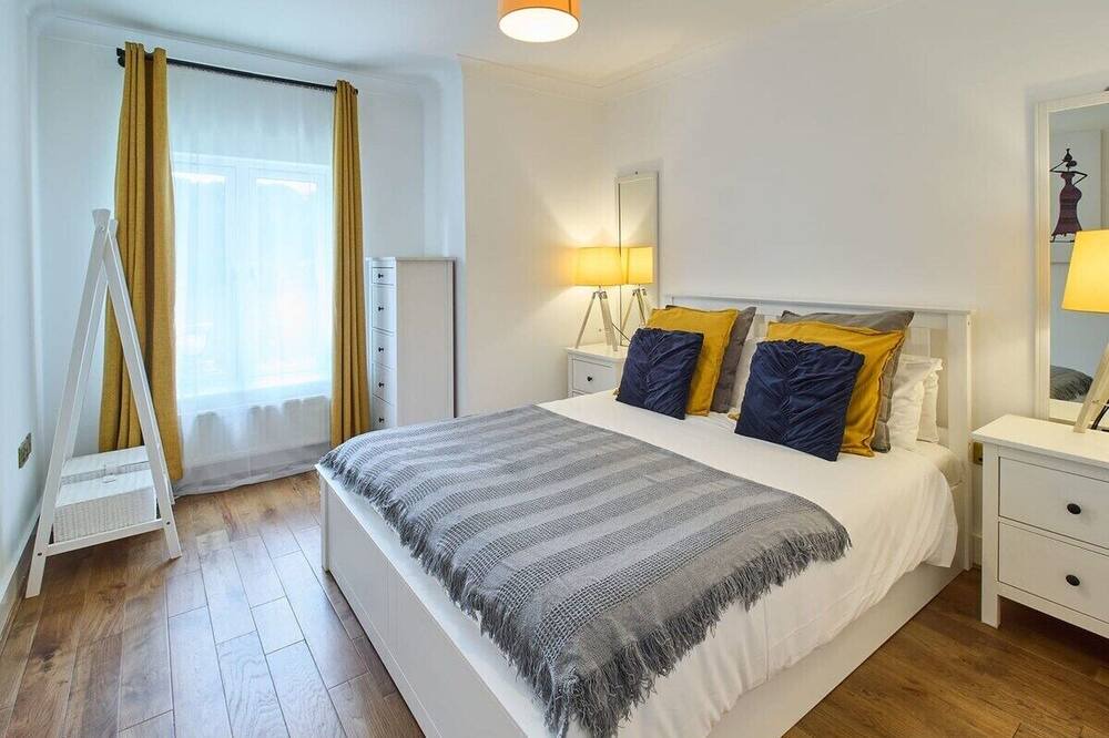 Canterbury Apartment | Host & Stay | Bellflower Mews