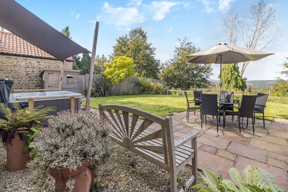 Marsh Lane Cottage | 3 bedroom accommodation in Sheffield