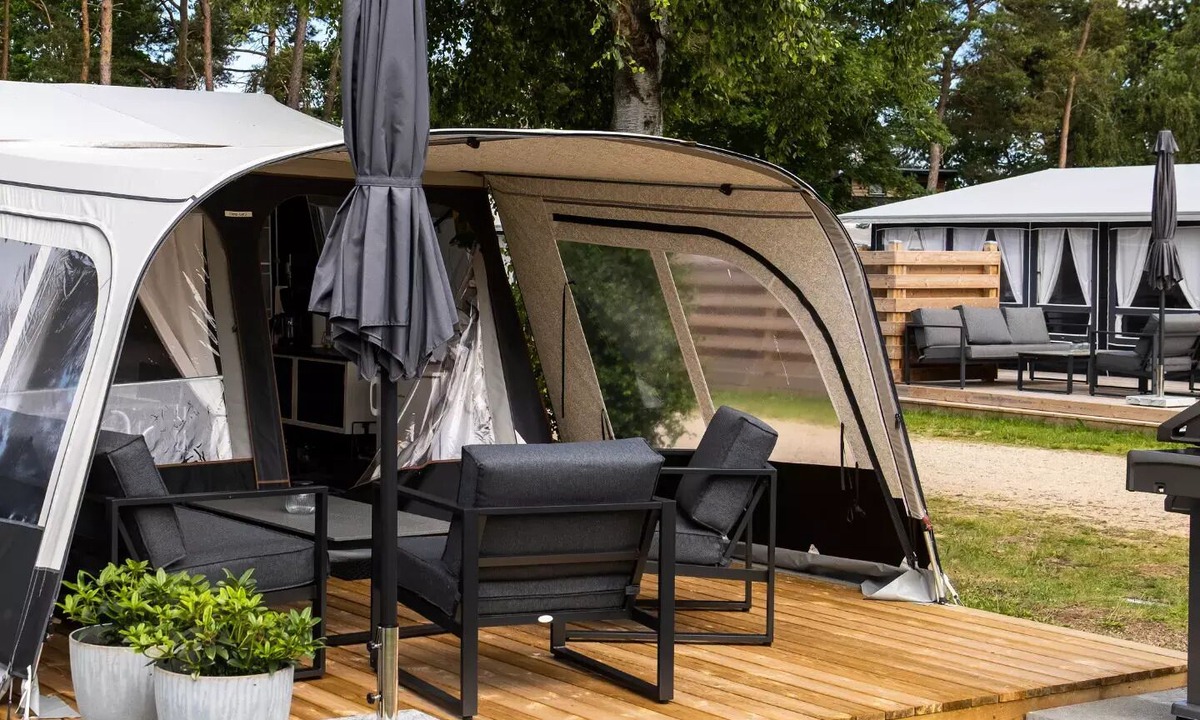 Faxe House | Camp-Let: 4-person tent rental on wheels