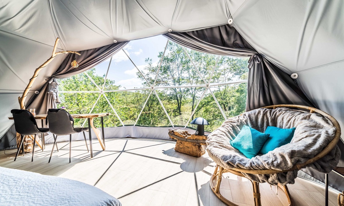 La Dornac Ski Chalet | "Clair de Lune" – Luxury Dome 40 m² – Jacuzzi