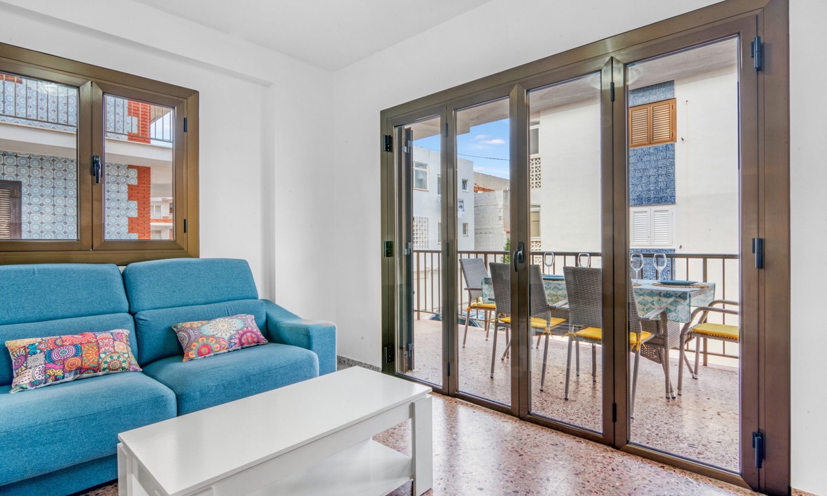 Oliva Apartment | Apartment “Brooklyn 1” with Wi-Fi, 1 Minute from the Beach