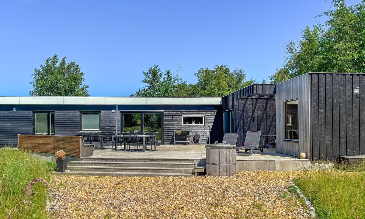 Sillerslev House | Pet friendly home in øster assels with sauna