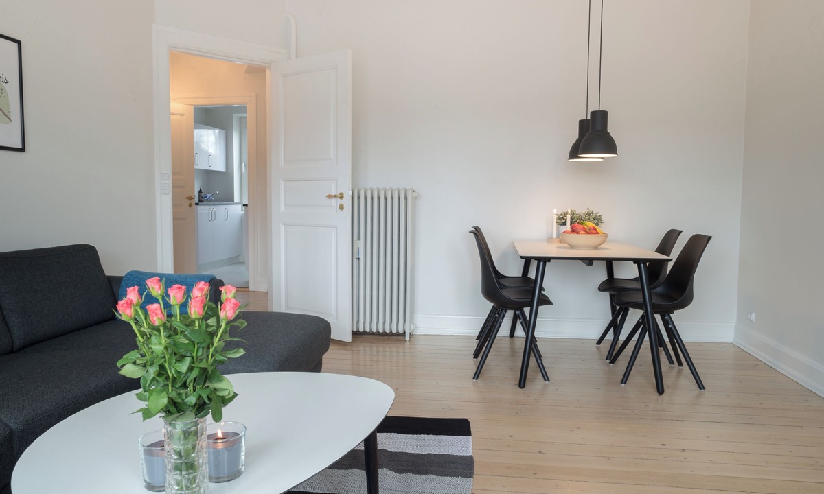 Norresundby Apartment | Apartment Sleeps 2 with Garden