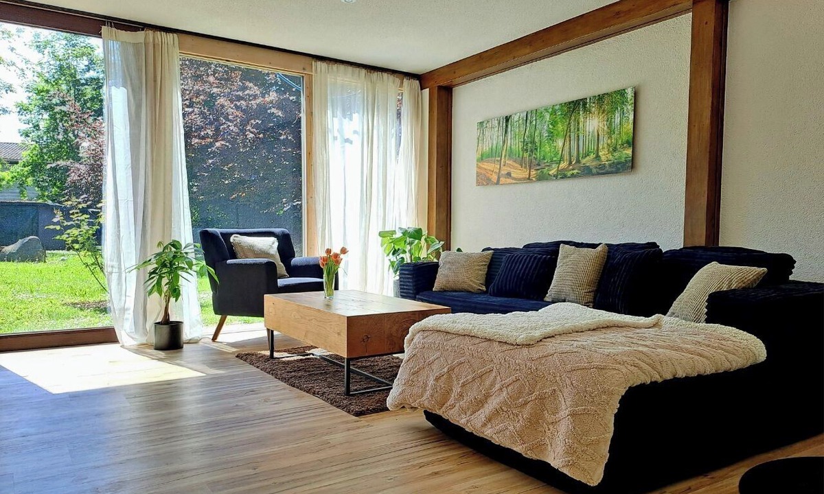 Villarepos Apartment | Apartment with big garden, two firepits and 5 minutes from the lake