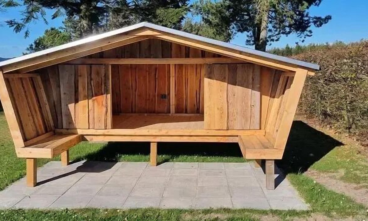 Hvalpsund Cabin | Shelter for up to 5 people