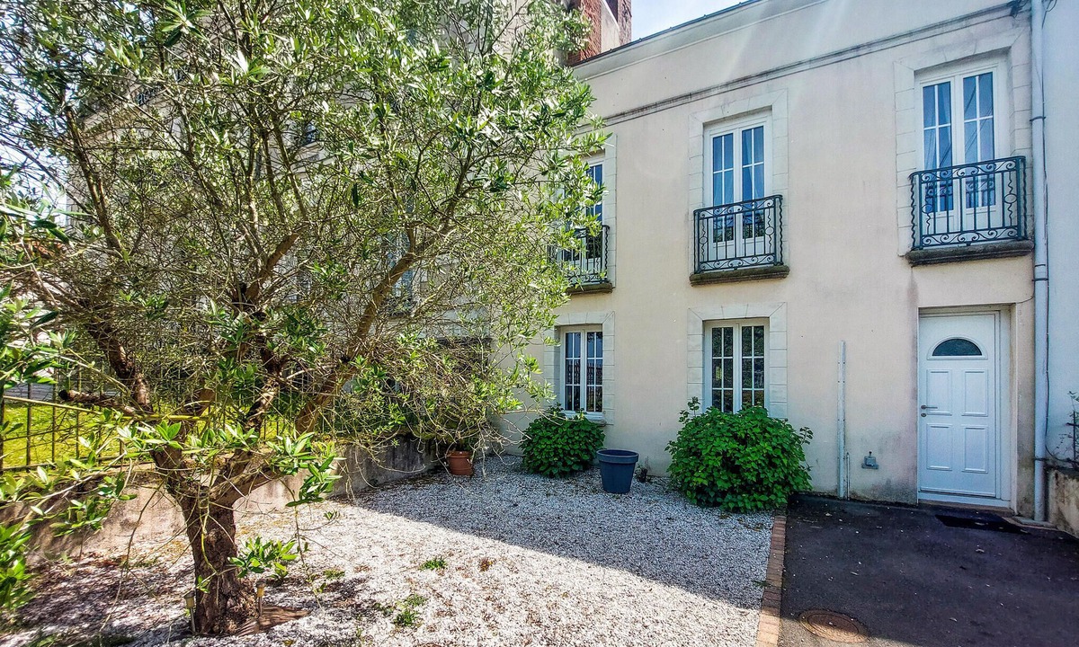 Paimboeuf House | 4 bedroom awesome home in Paimboeuf