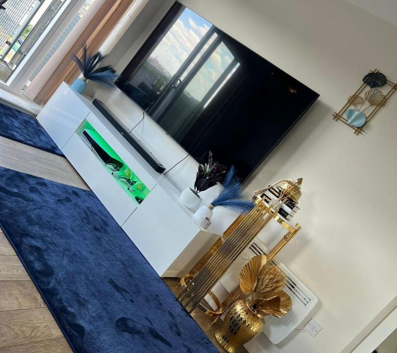 Belvedere Apartment | Starbucks apartment