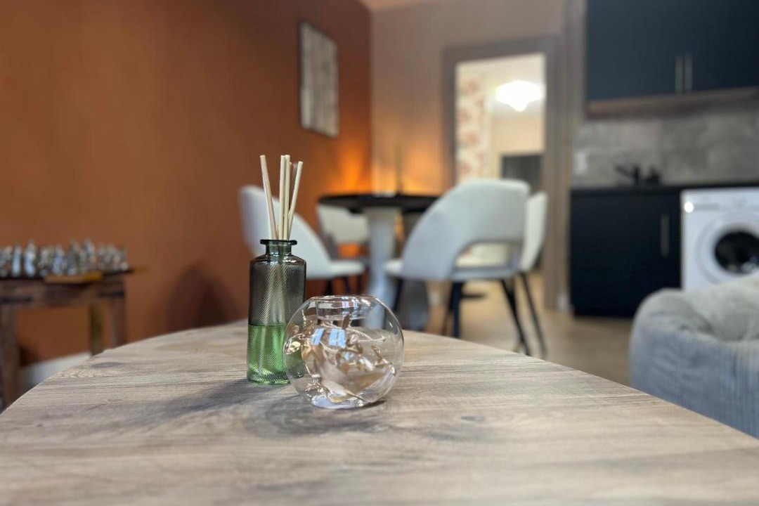 Saint-Avold Apartment | Jungle Chic