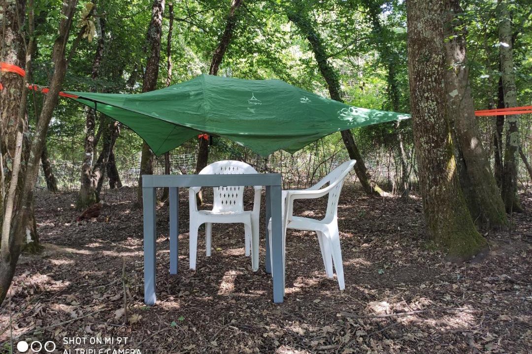 Montcaret Other | Le tent'suspendu