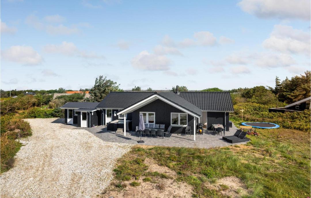Agger House | Cozy Home In Vestervig With Wifi