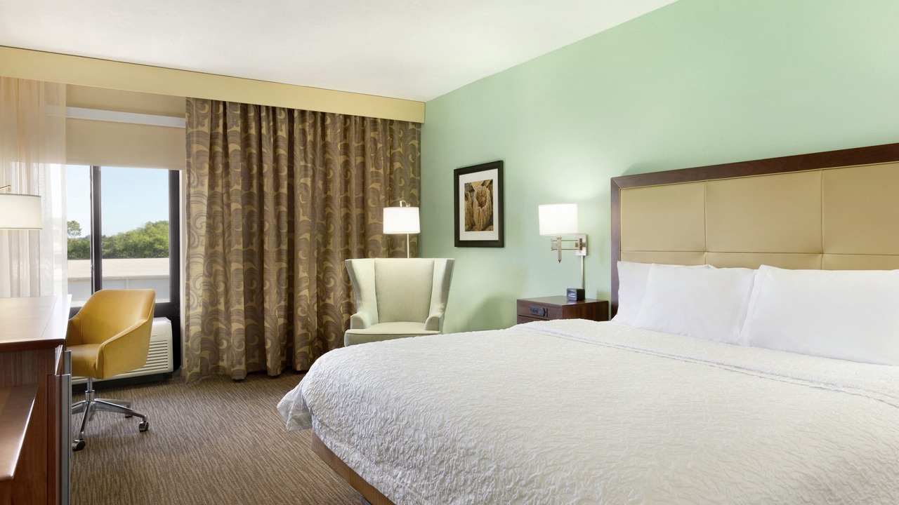 Photo of Bedroom in Tarpon Springs