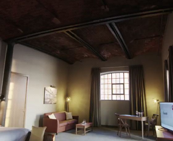 Photo of Others in Vauxhall