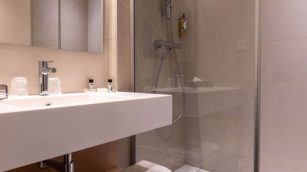 Photo of Bathroom in Parchamp–Albert Kahn