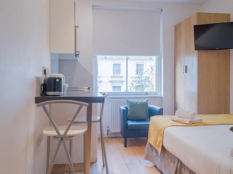 Photo of Livingroom in Lancaster Gate