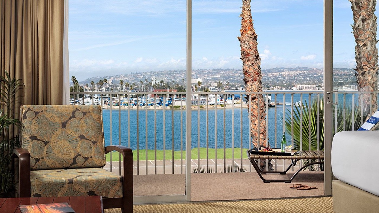 Photo of Patio Balcony in Central Mission Beach