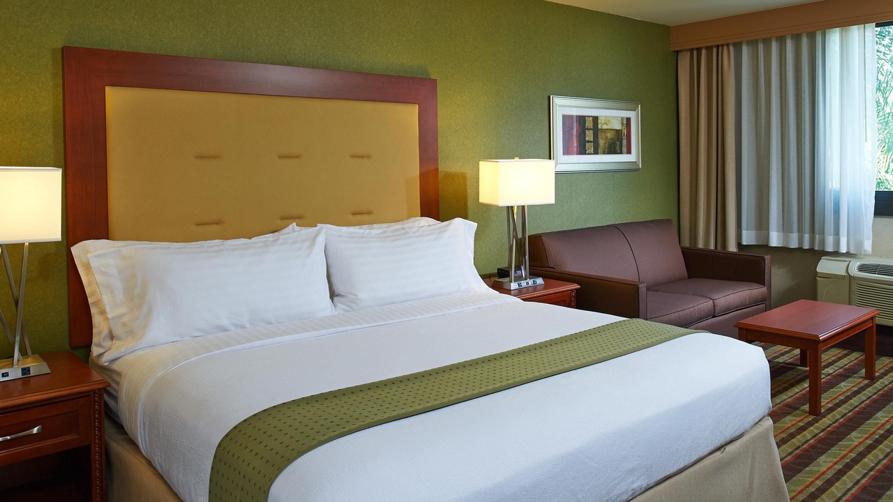 Photo of Bedroom in Buena Park