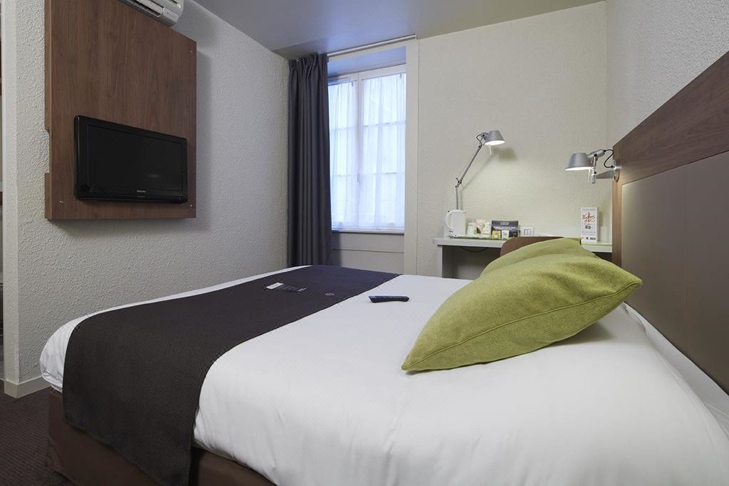 Photo of Bedroom in 2nd Arrondissement