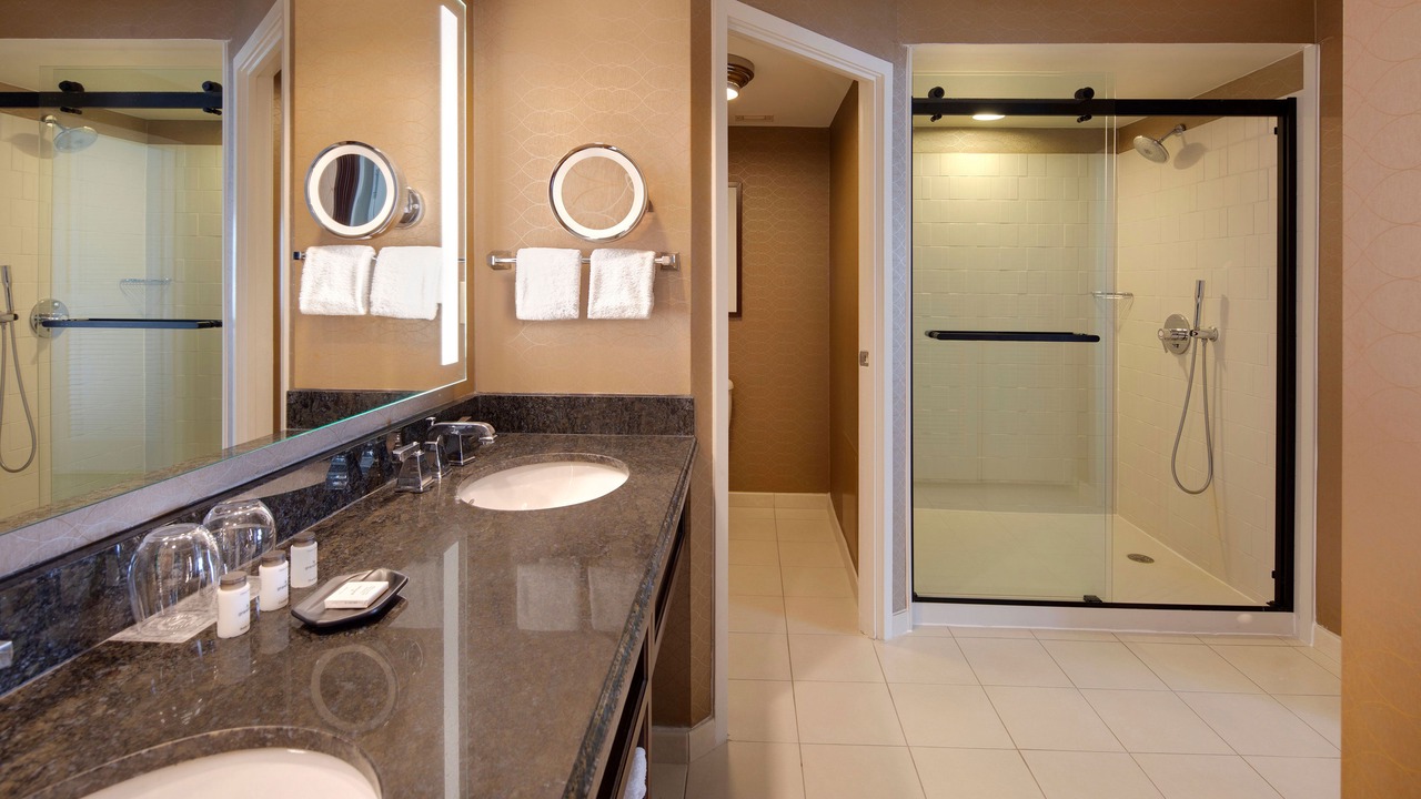 Photo of Bathroom in Plantation