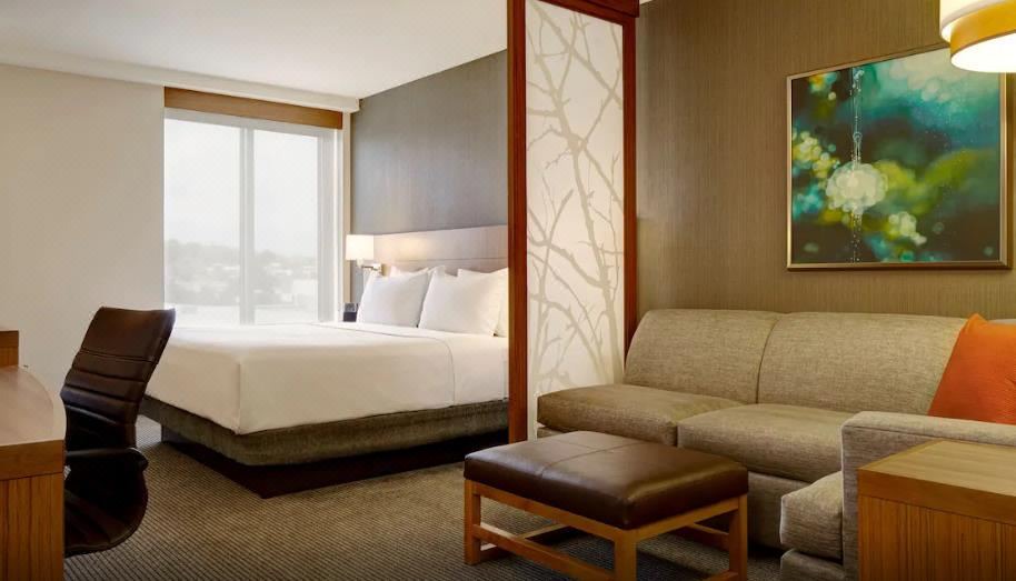 Photo of Livingroom in Southeast Yonkers