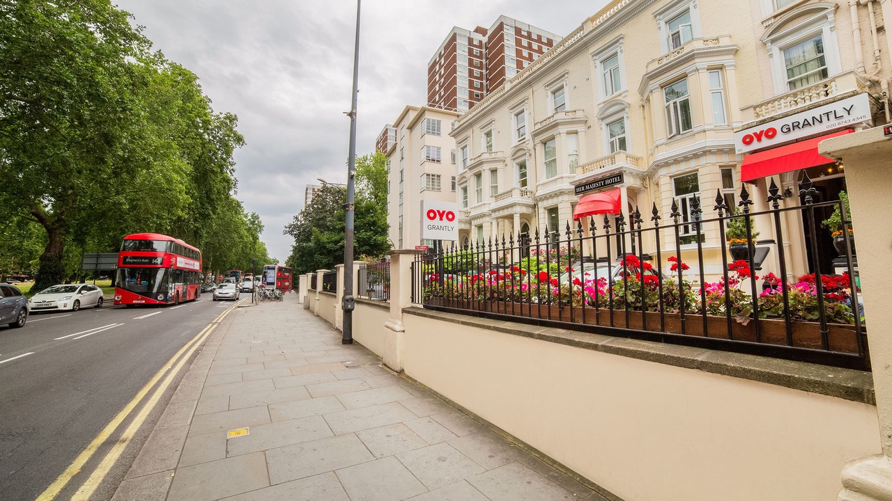 Photo of Buildings in Addison