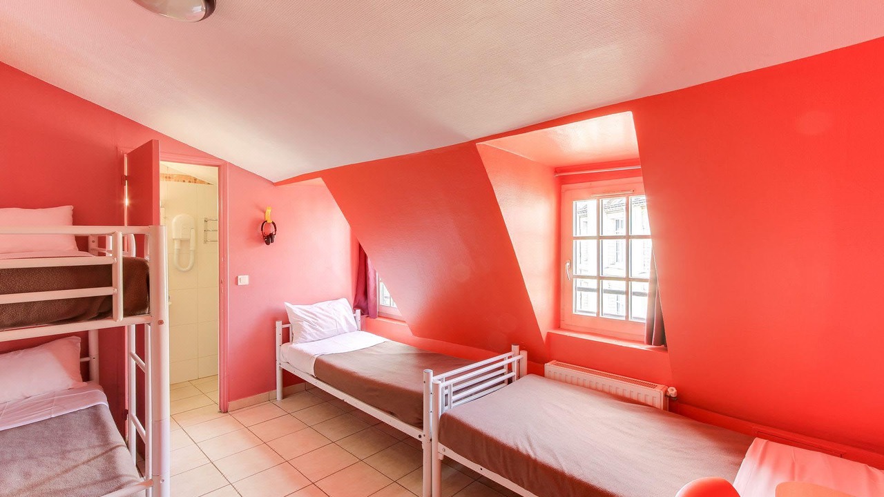 Photo of Bedroom in Clignancourt