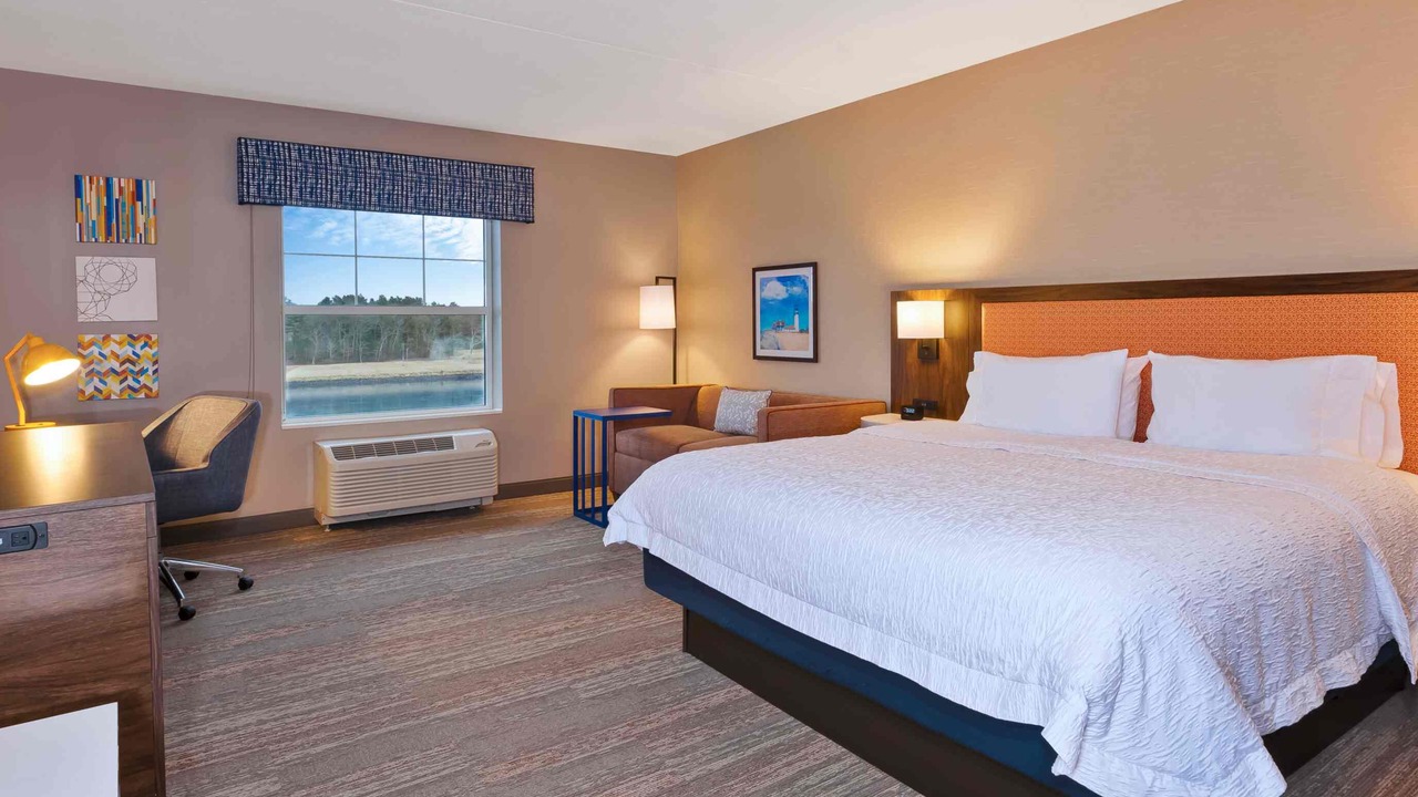 Photo of Bedroom in Buzzards Bay