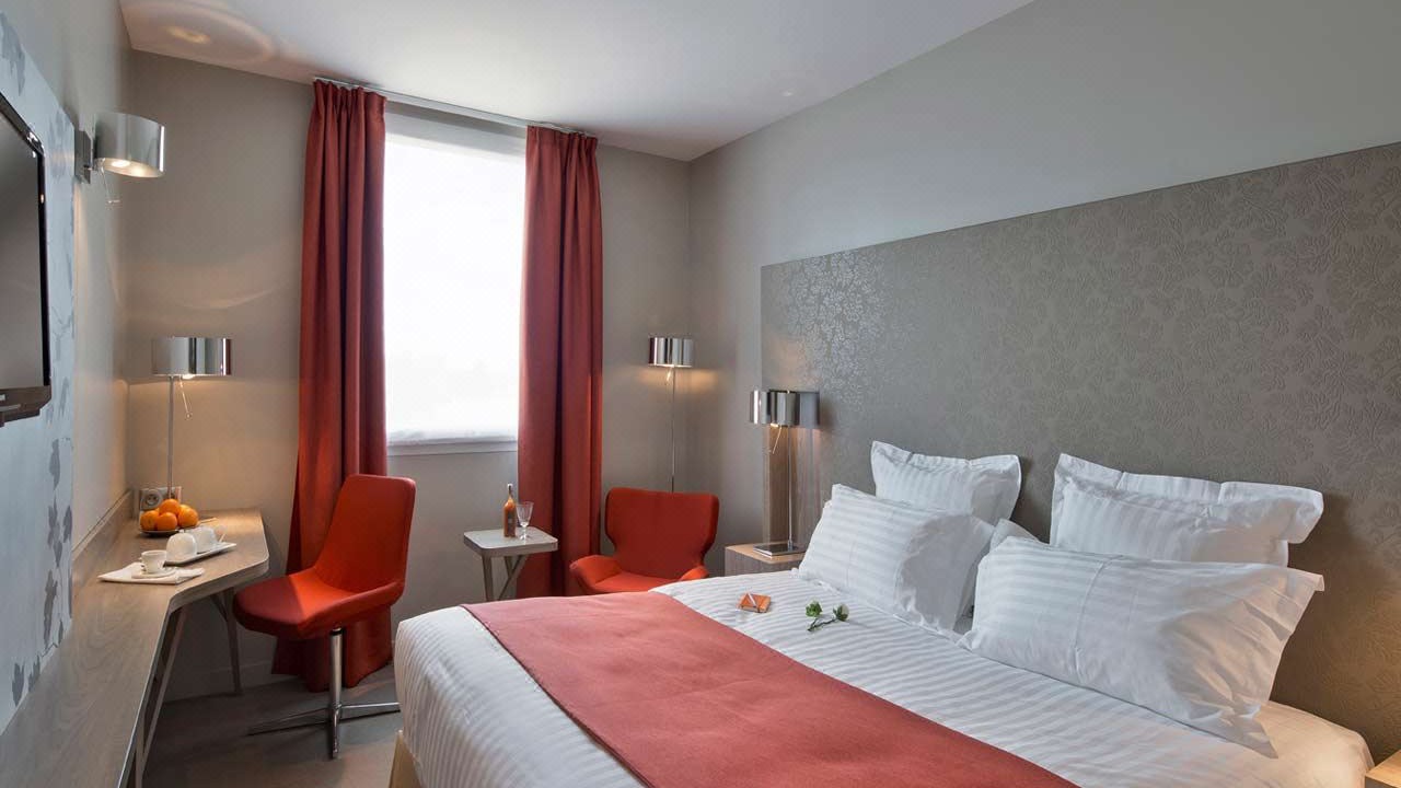 Photo of Bedroom in Velizy-Villacoublay