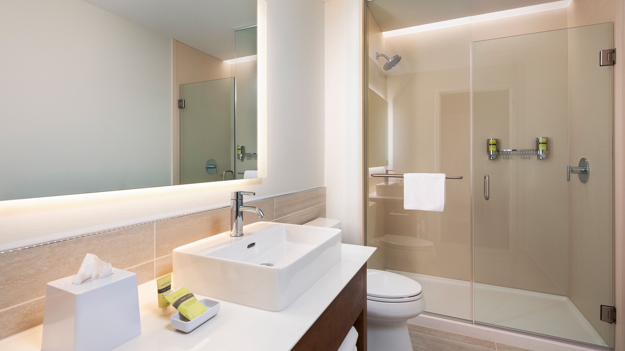Photo of Bathroom in Warehouse District