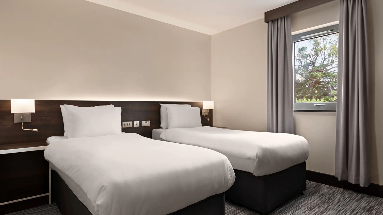 Photo of Bedroom in Cobham