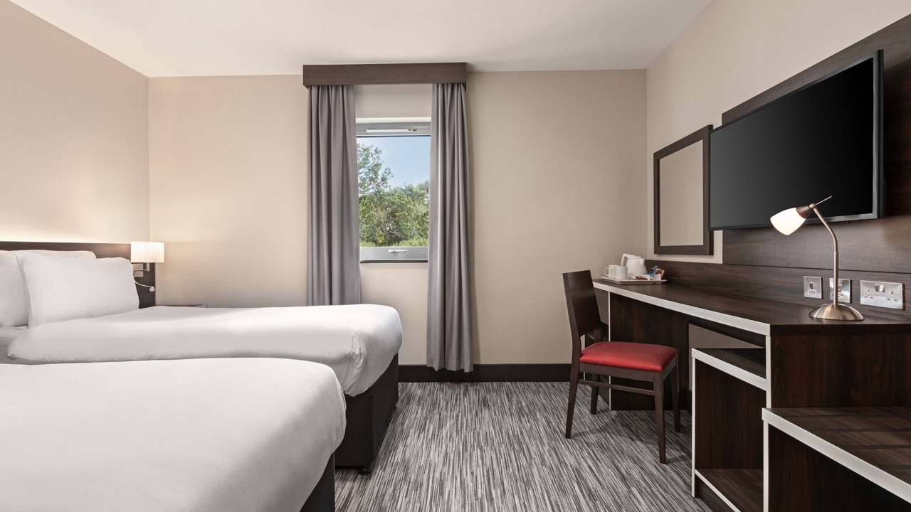 Photo of Bedroom in Cobham