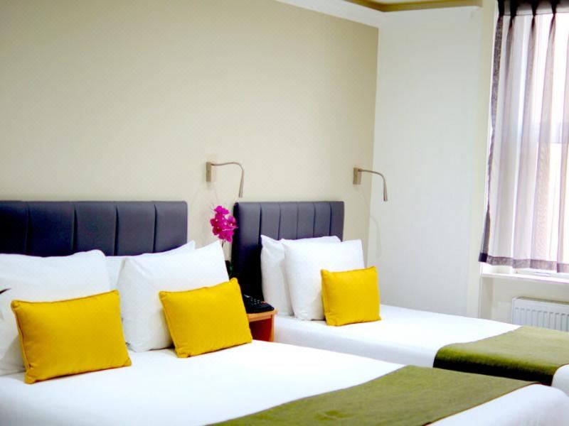 Photo of Others in Lancaster Gate