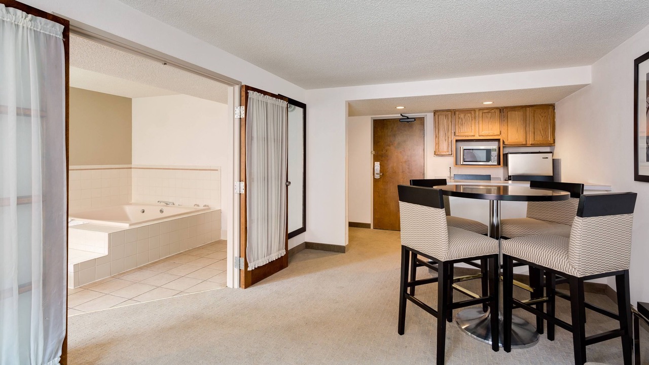 Photo of Livingroom in Marquette