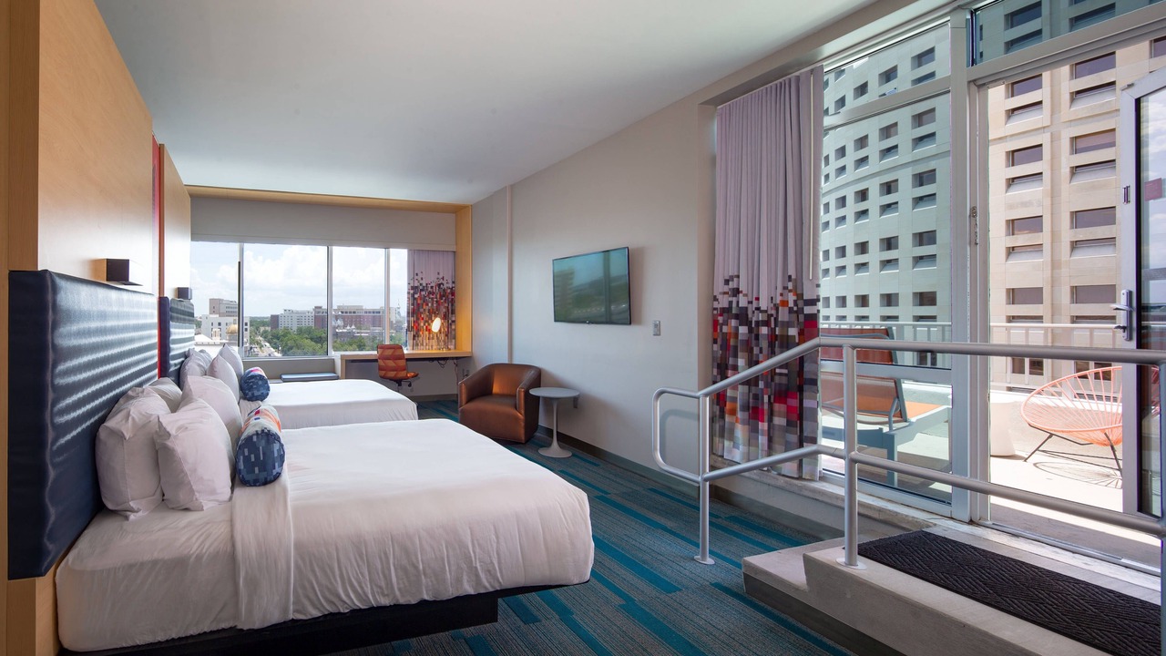 Photo of Livingroom in Downtown Tampa