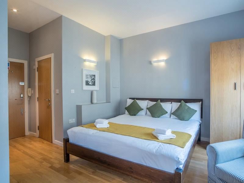 Photo of Bedroom in Lancaster Gate