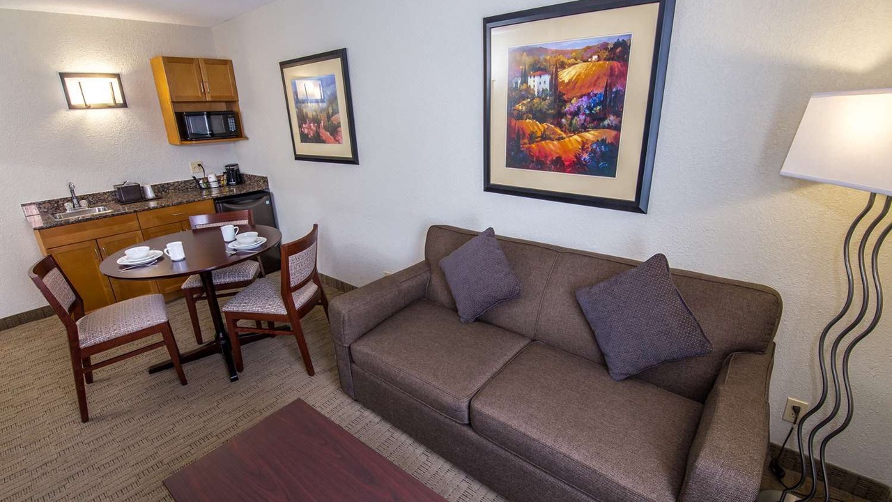 Photo of Livingroom in Fort Gary