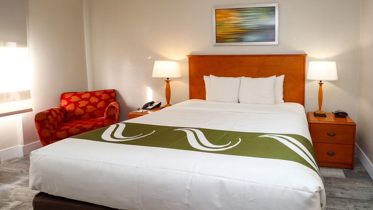 Photo of Bedroom in Doral
