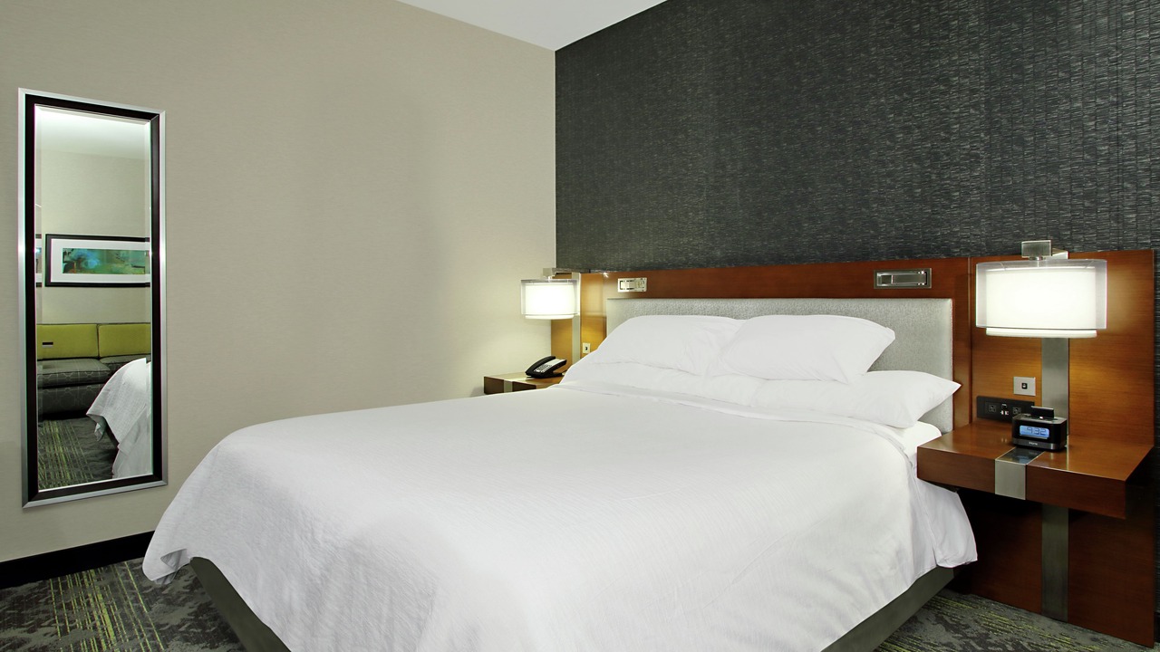 Photo of Bedroom in Downtown Pittsburgh