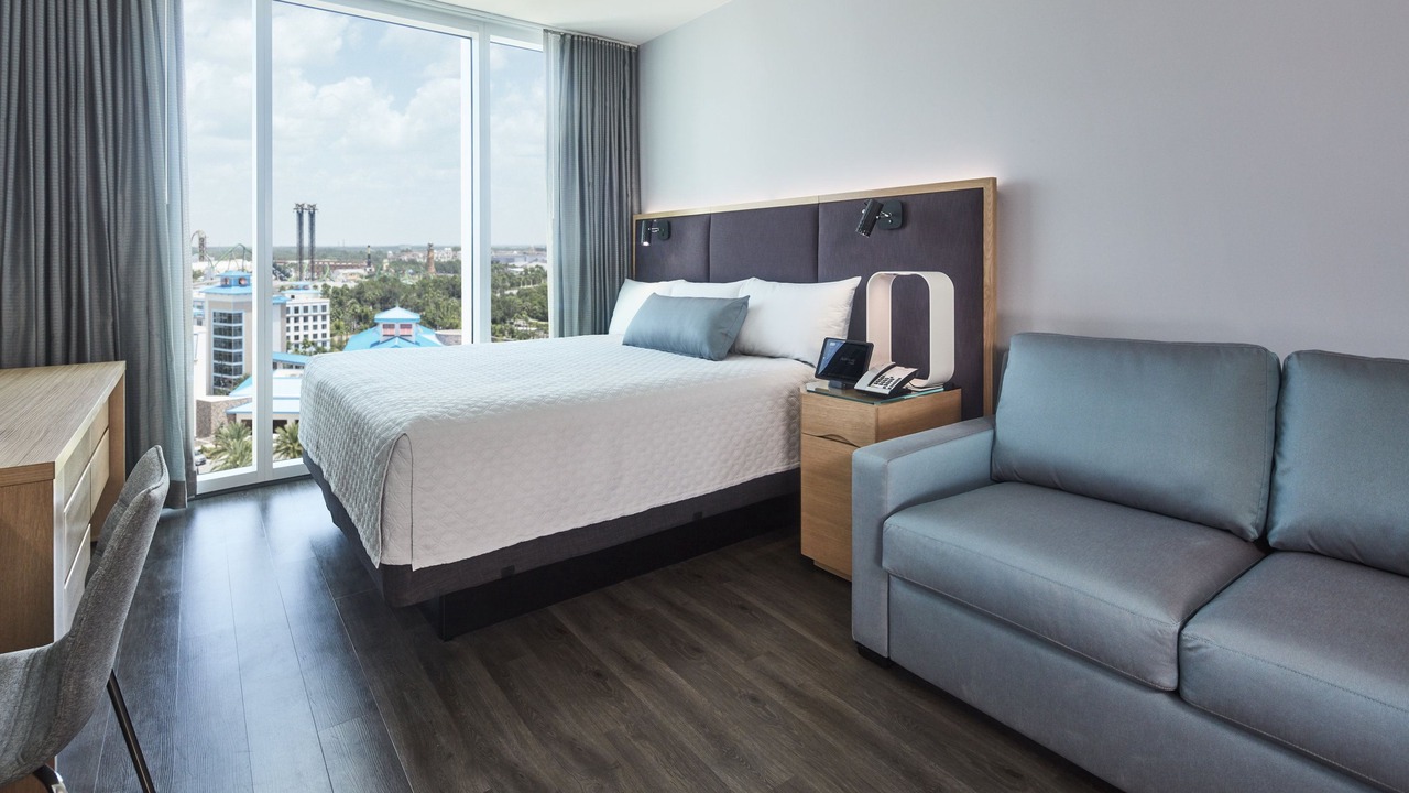 Photo of Livingroom in Florida Center
