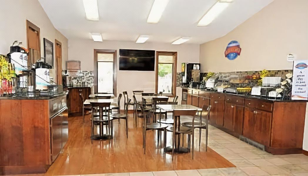 Photo of Livingroom in Pierre