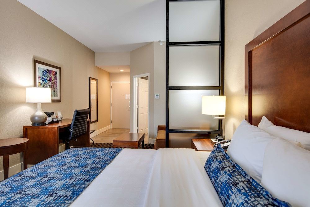 Photo of Bedroom in Greenville - Spartanburg