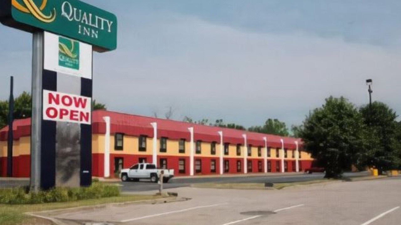 Photo of Buildings in Seymour