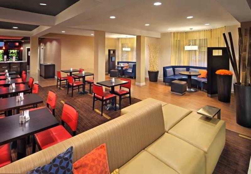 Photo of Livingroom in Norwichtown